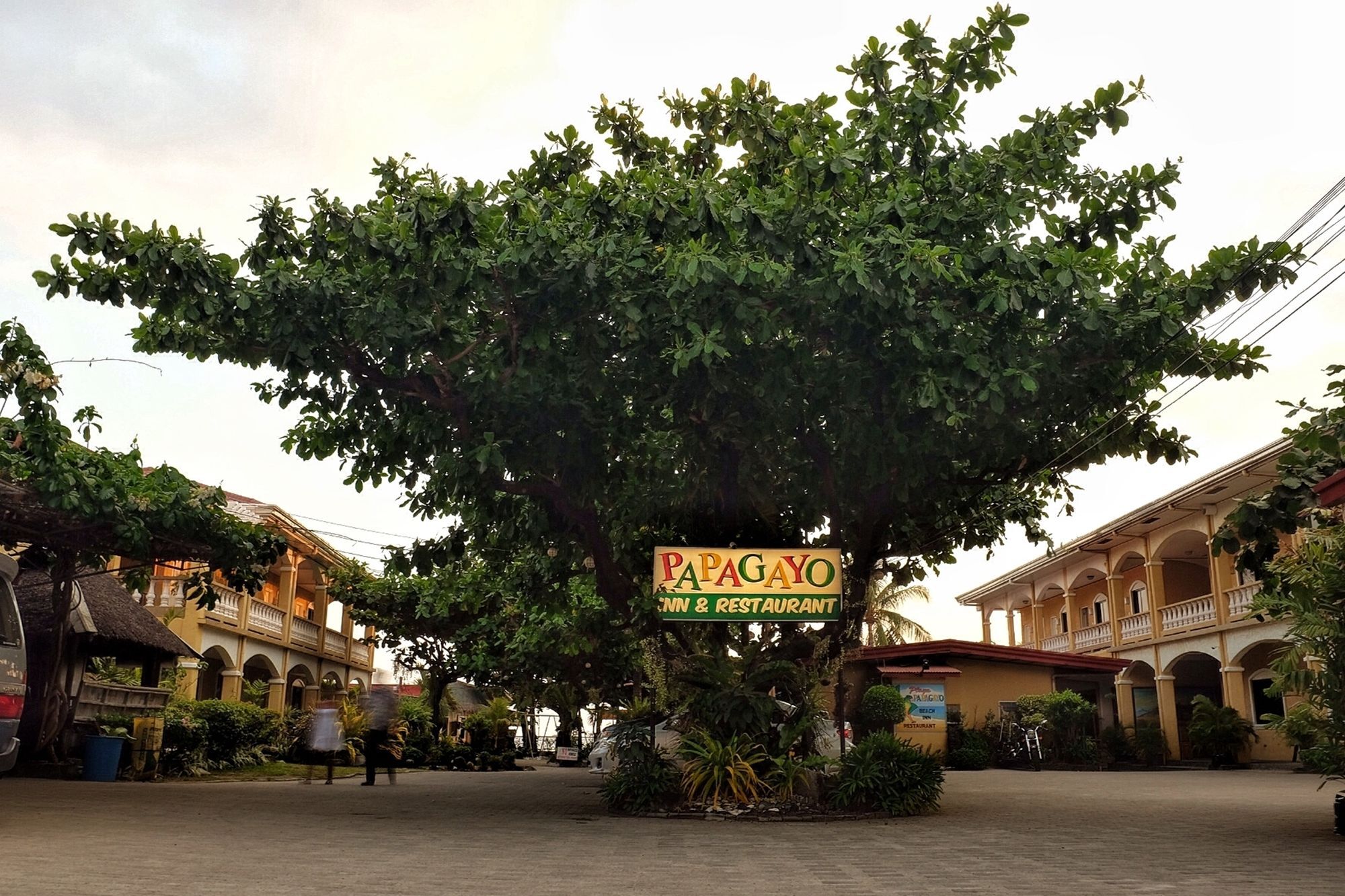 Playa Papagayo Beach Inn Olongapo City Exteriör bild